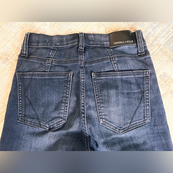 Kendal & Kyle dark denim skinny jeans ✨ - Picture 3 of 5